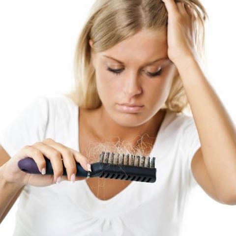 caduta_dei_capelli_donne